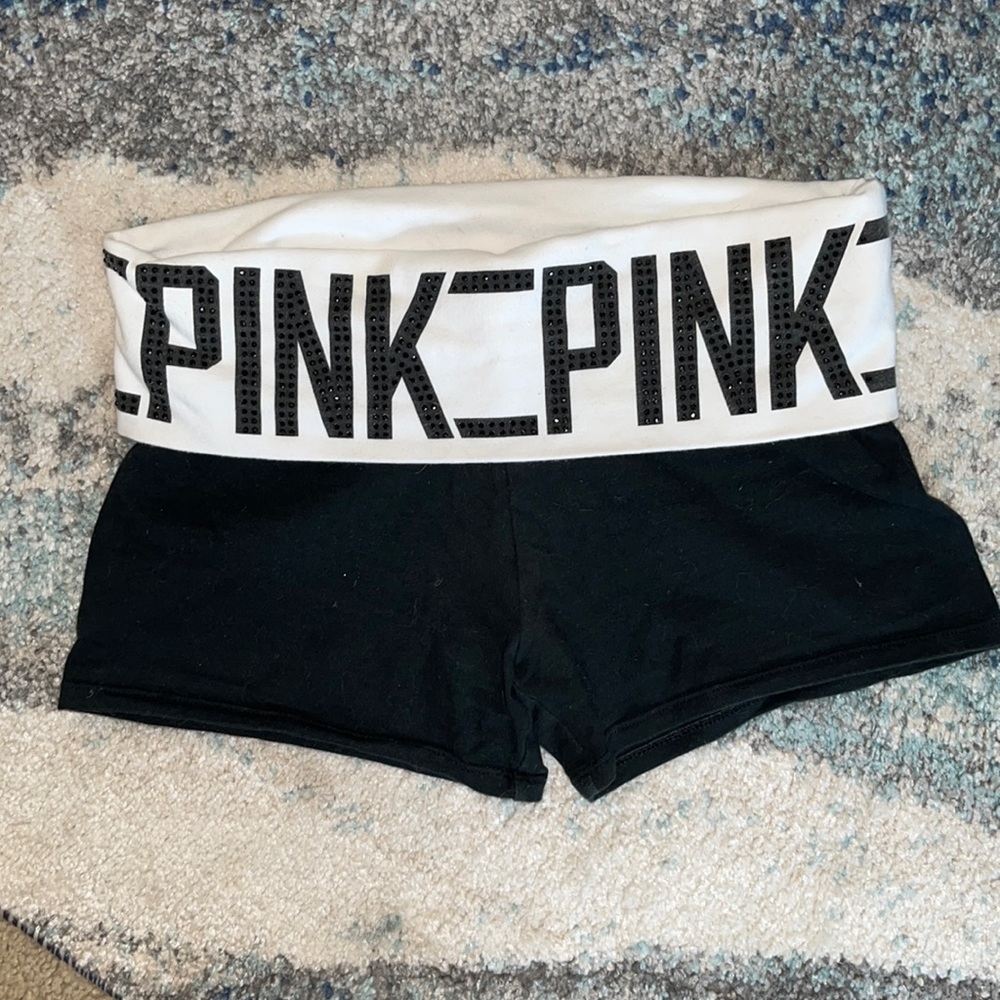 PINK VS Logo Yoga Shorts